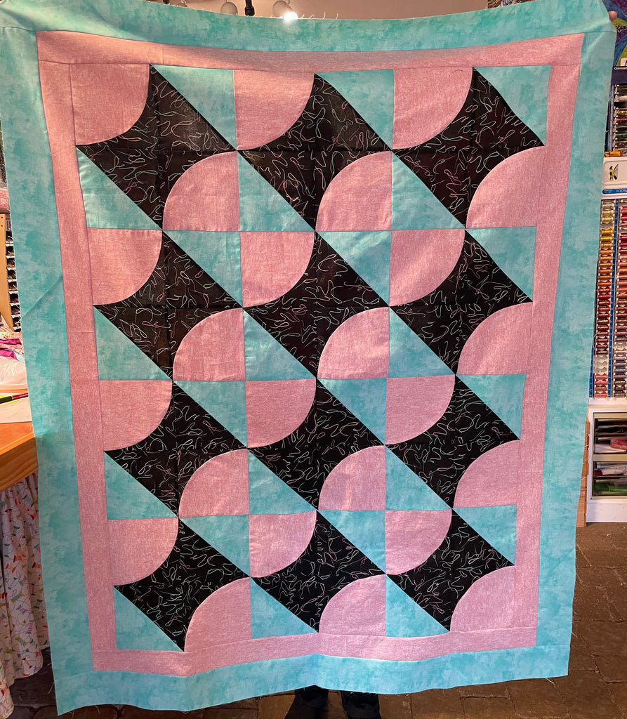 Hourglass (3yrd quilt)